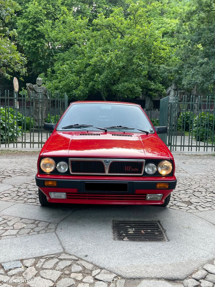 Lancia Delta 1.6 HF Turbo - 38