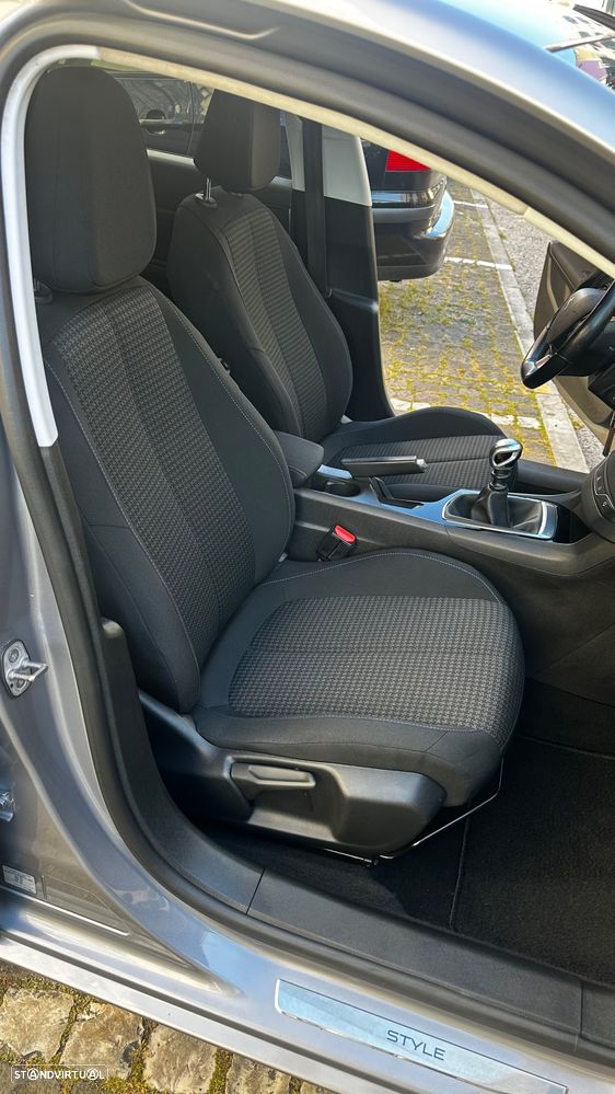 Peugeot 308 SW 1.5 BlueHDi Active - 11