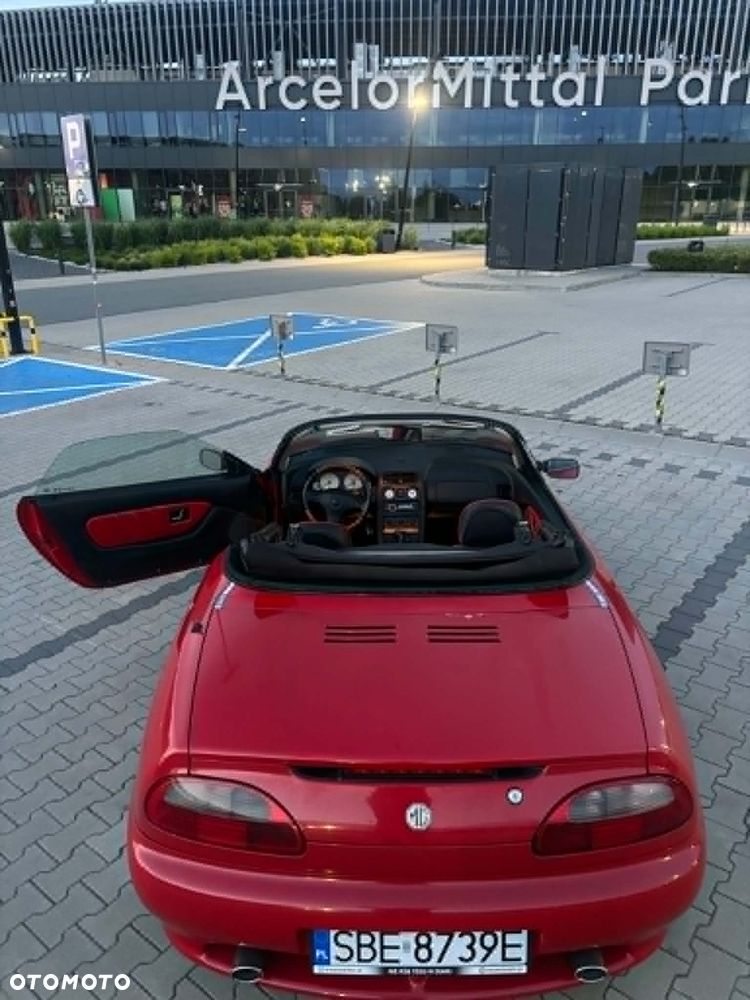 MG MGF - 9