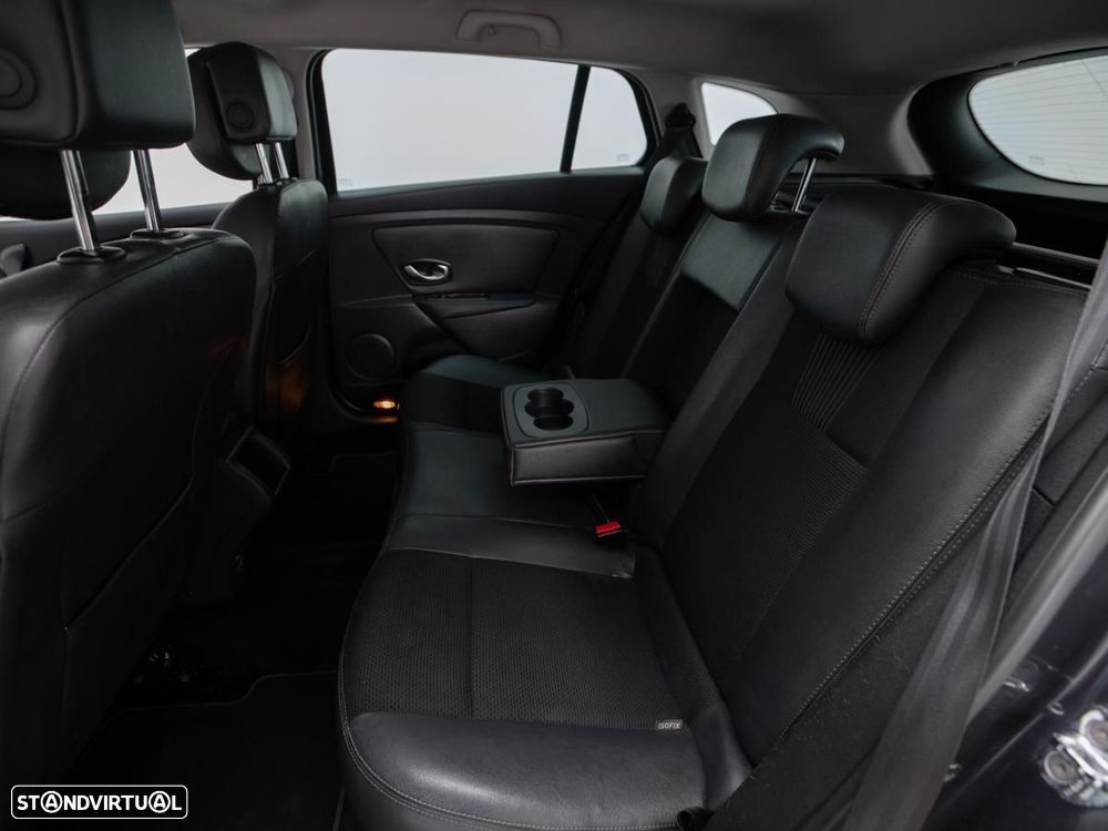 Renault Mégane Sport Tourer - 10