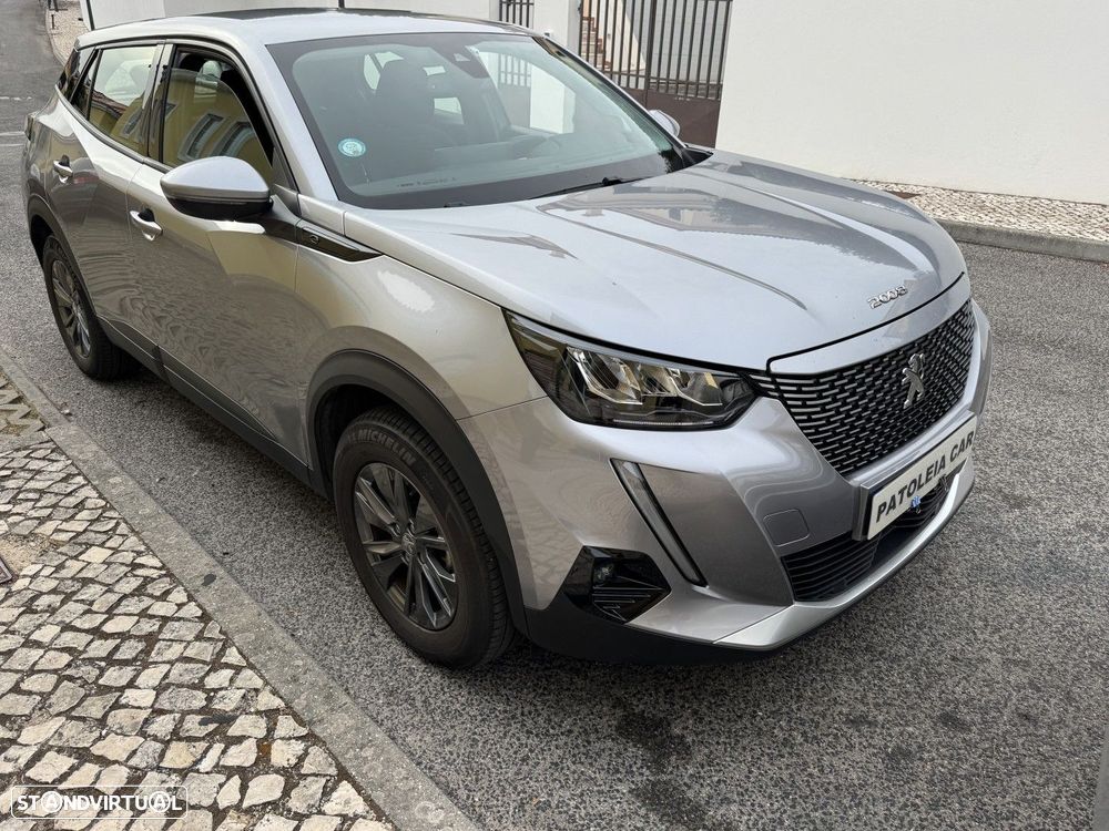 Peugeot e-2008 50 kWh Allure - 1
