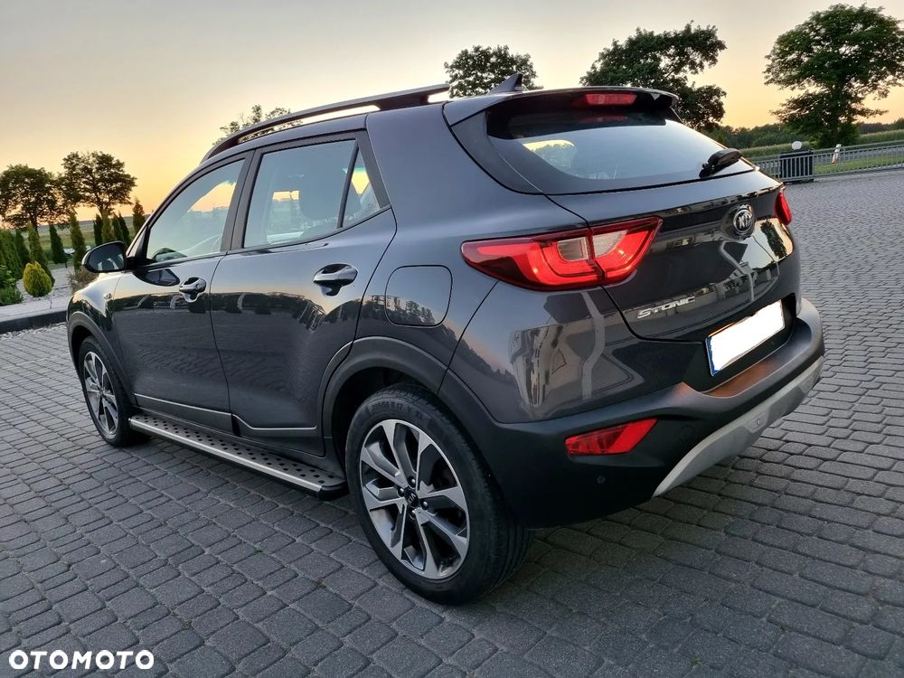 Kia Stonic - 4