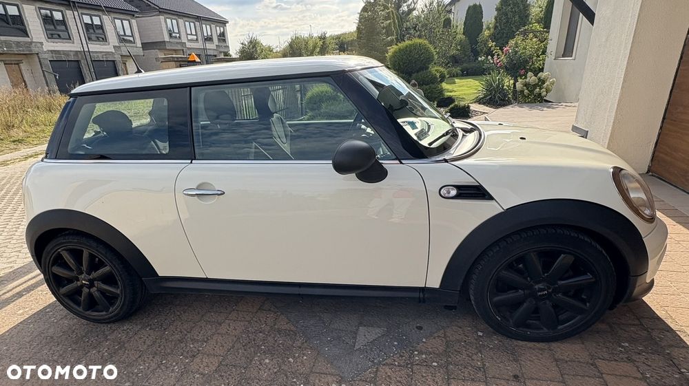 MINI ONE Standard - 5