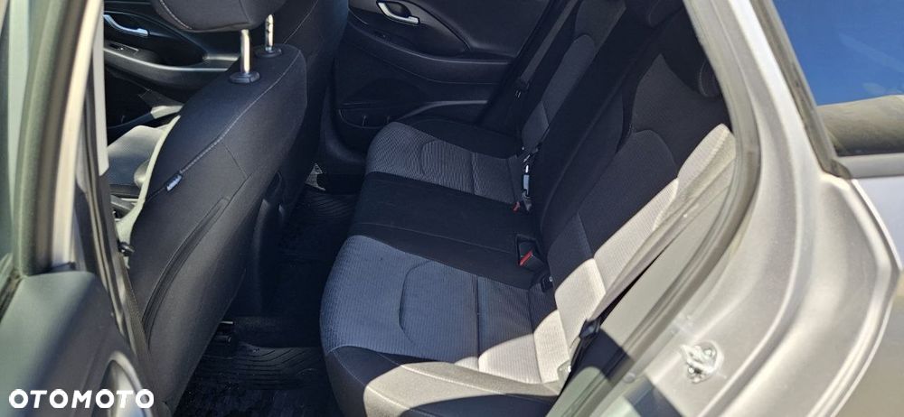 Hyundai i30 1.0 T-GDI Modern - 27