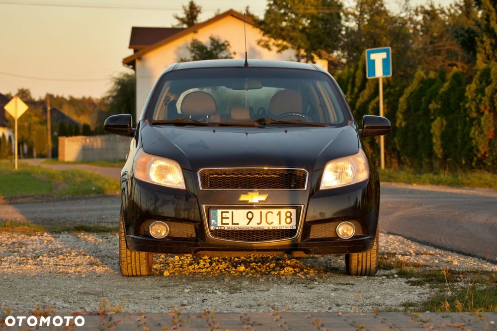 Chevrolet Aveo 2009 photo 4