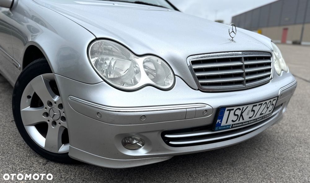 Mercedes-Benz Klasa C 180 T Kompressor Elegance - 10