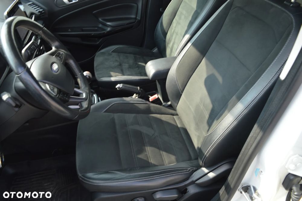 Ford EcoSport 1.5 EcoBlue AWD ST-Line Black ASS - 21