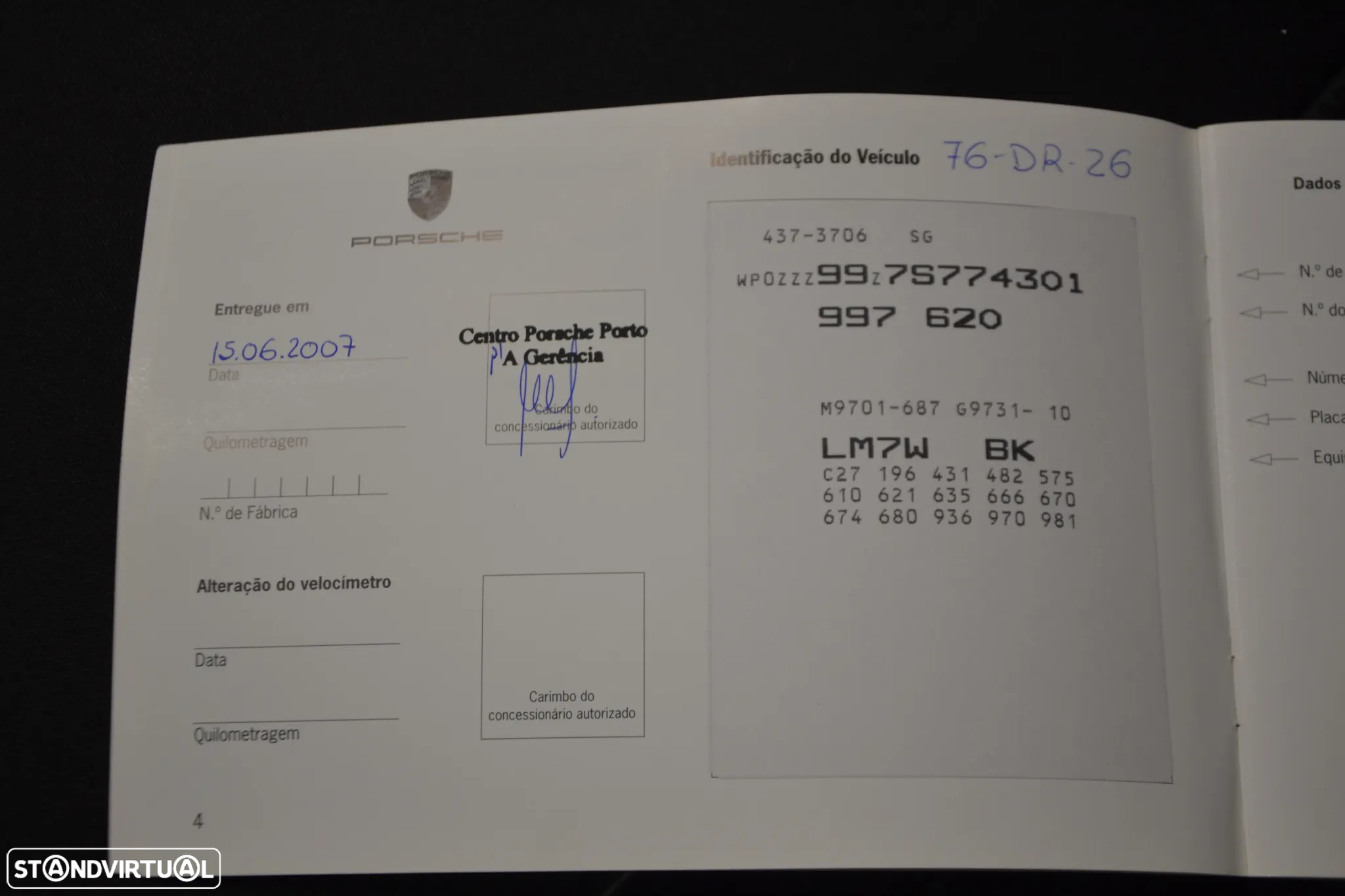 Porsche 911 (997) Carrera 4 S - 47