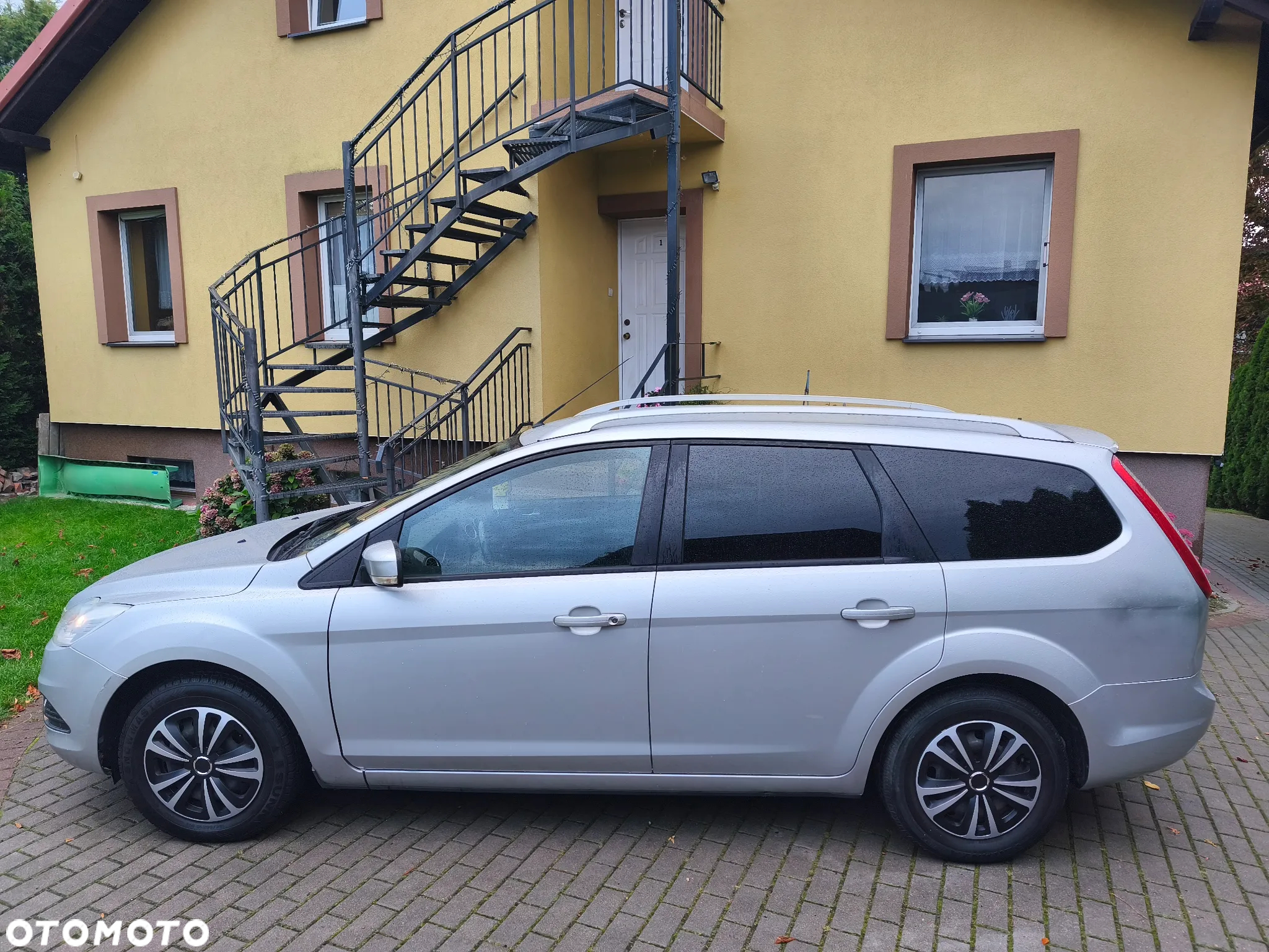 Ford Focus 1.6 16V Sport - 9