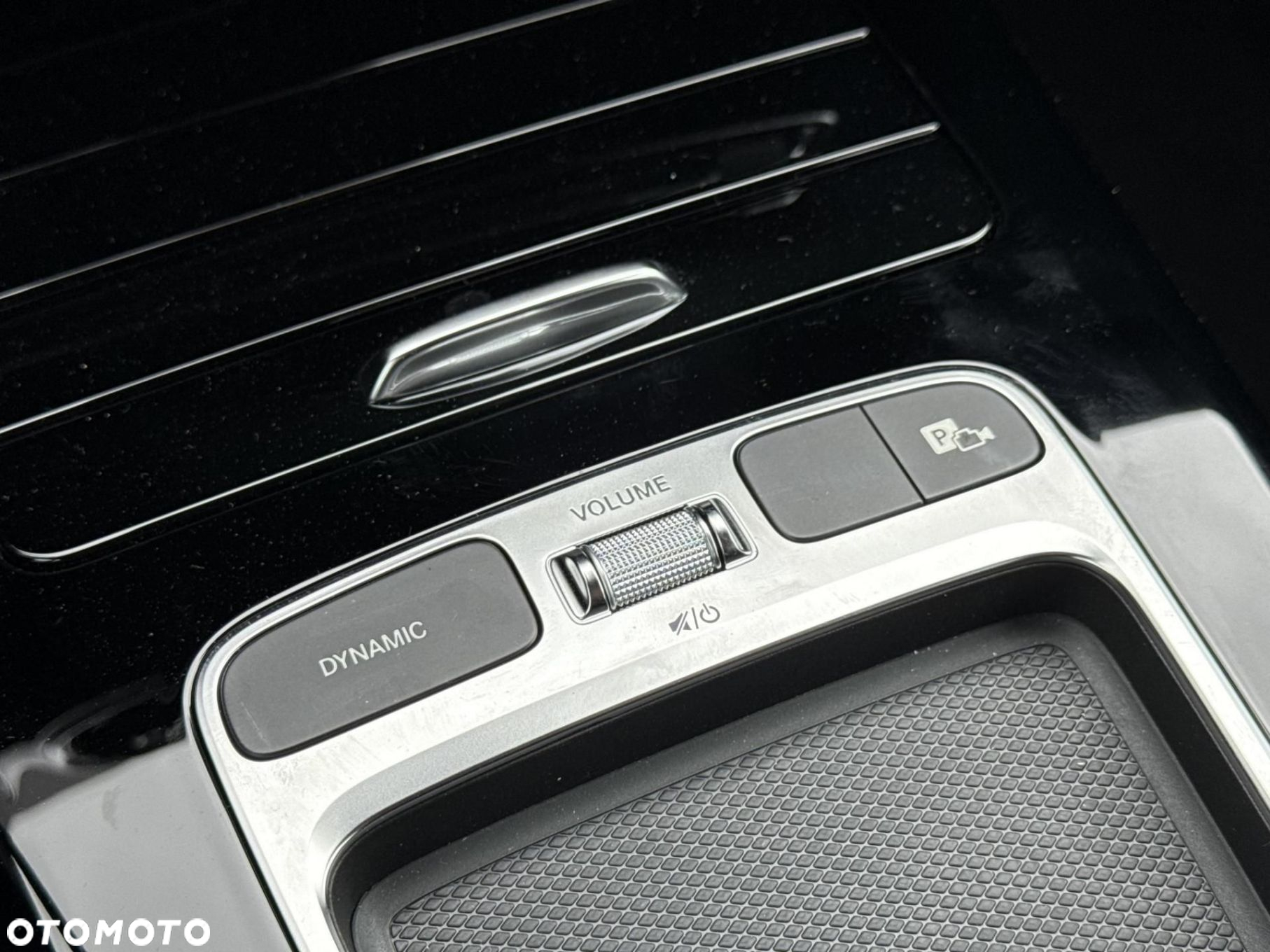 Mercedes-Benz CLA - 22