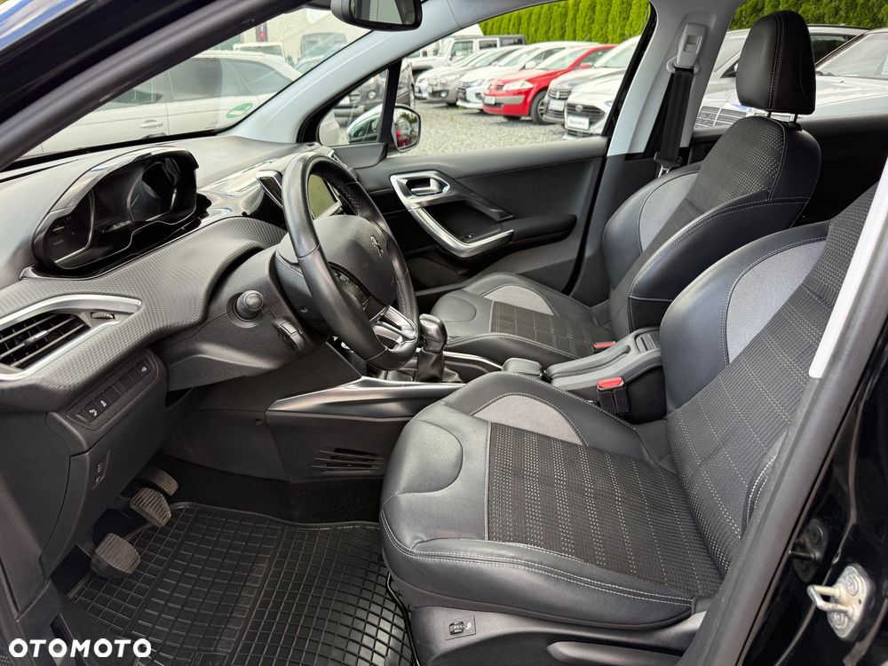 Peugeot 2008 PureTech 82 Style - 31