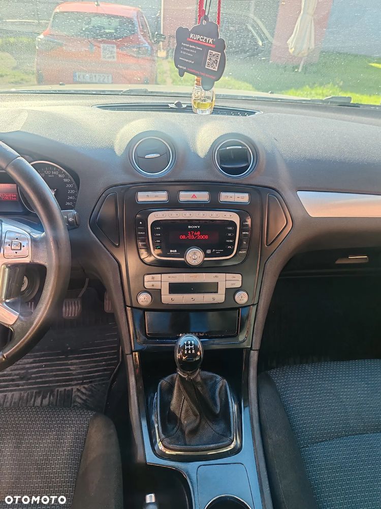 Ford Mondeo 1.8 TDCi Ambiente - 5