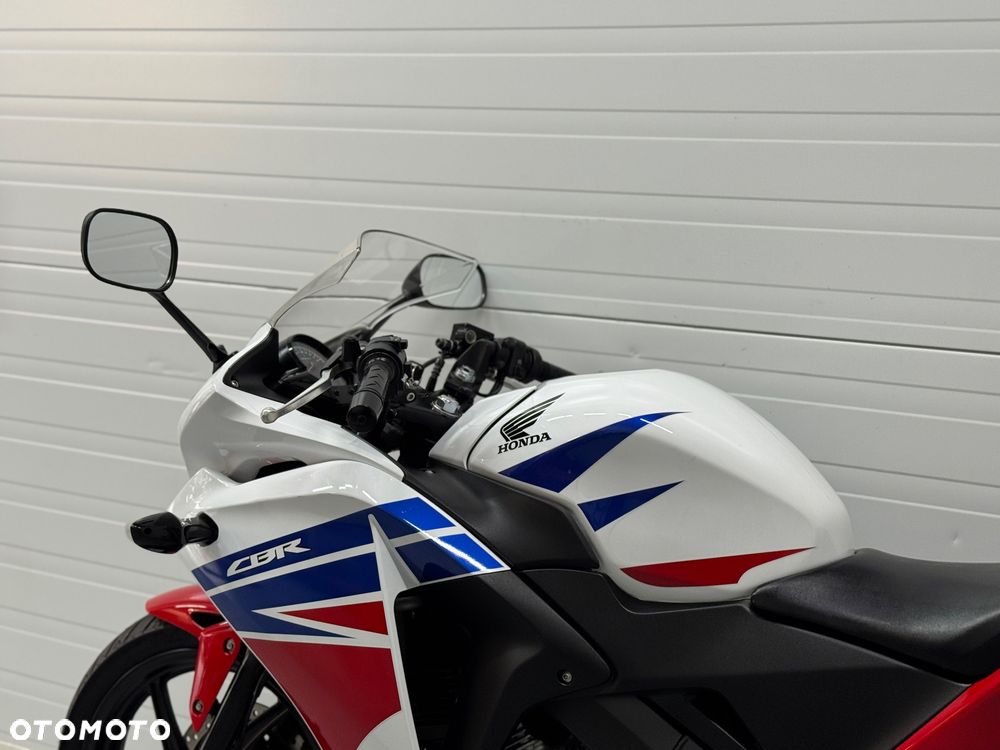 Honda CBR - 18