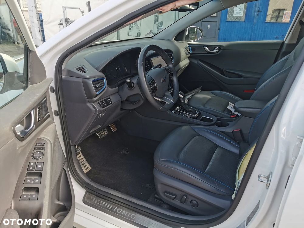 Hyundai IONIQ Hybrid 1.6 GDI Premium - 21