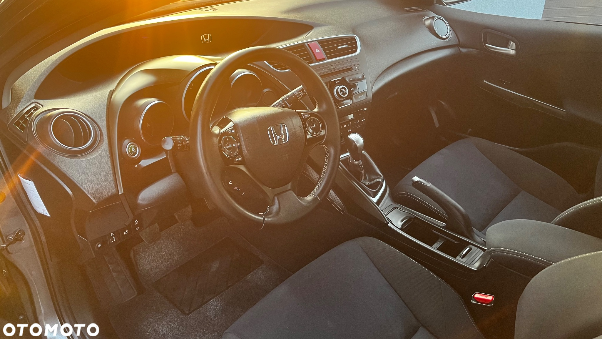 Honda Civic 1.6 i-DTEC Comfort Black Edition - 9