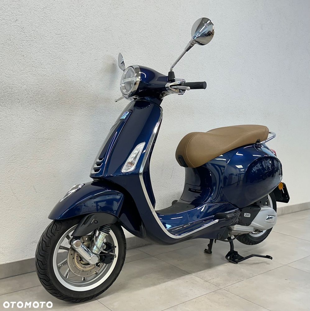 Vespa Primavera - 2
