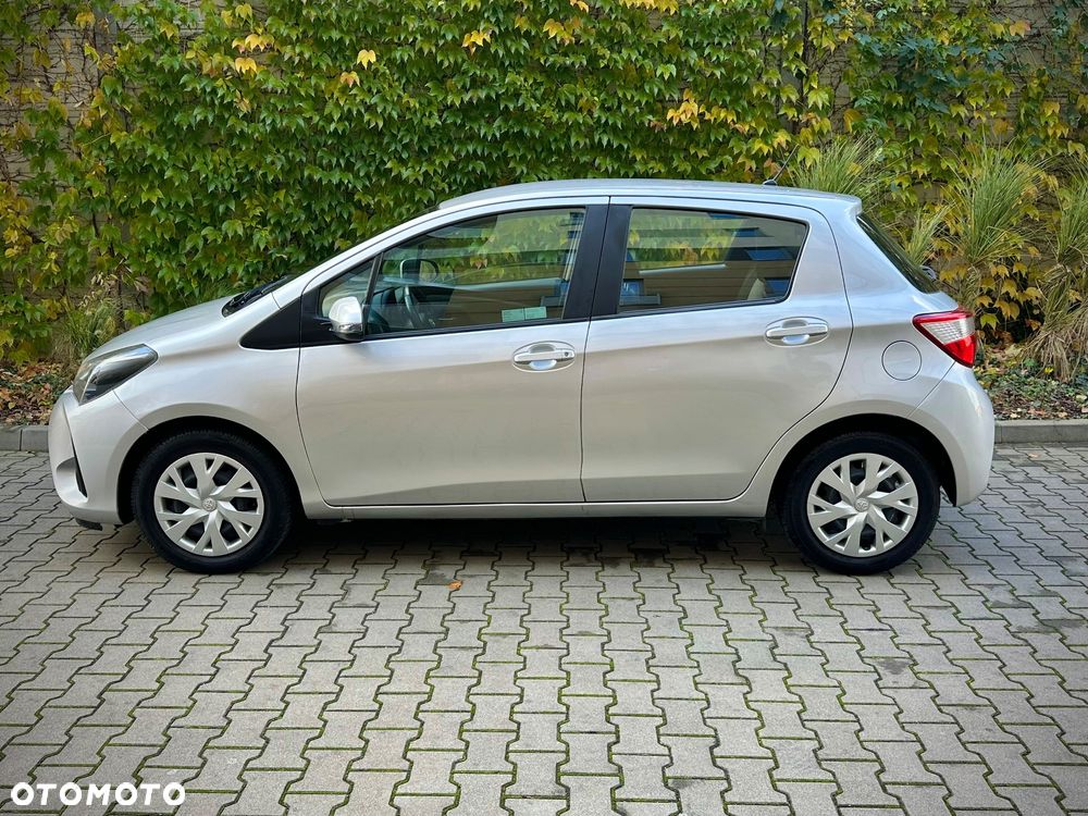 Toyota Yaris 1.5 Premium - 24