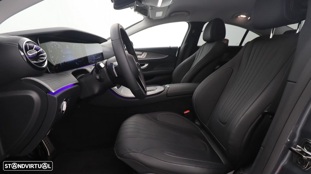 Mercedes-Benz CLS 300 d 4Matic 9G-TRONIC AMG Line - 14