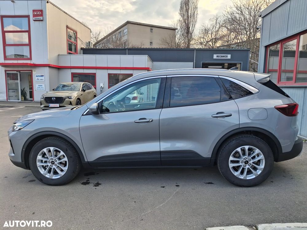 Ford Kuga 1.5 EcoBoost A8 FWD Titanium - 9