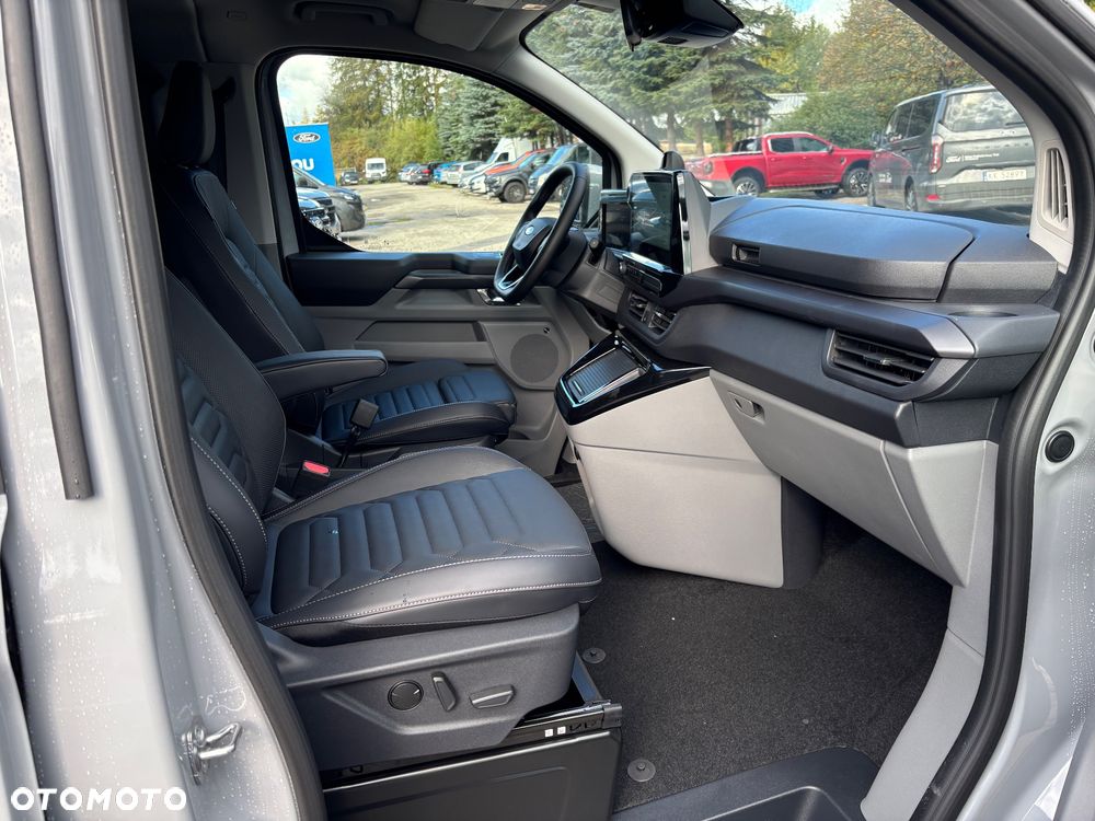 Ford Tourneo Custom 2.5 PHEV CVT 340 L1 Titanium X - 12