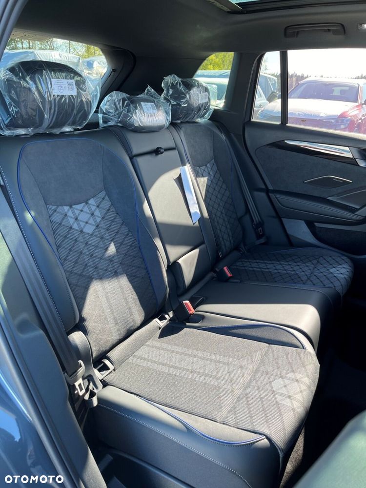 Volkswagen Tiguan 1.5 eTSI R-Line Plus DSG - 9
