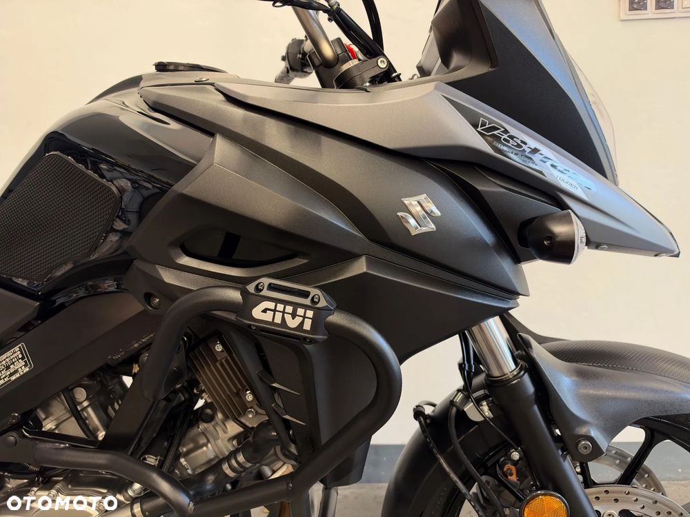 Suzuki V-STROM - 30