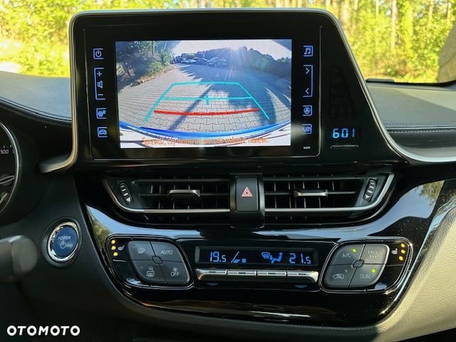Toyota C-HR Lounge - 25