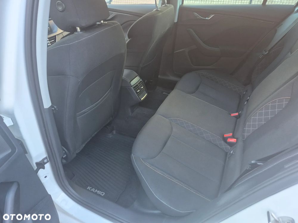 Skoda Kamiq 1.0 TSI Ambition - 10