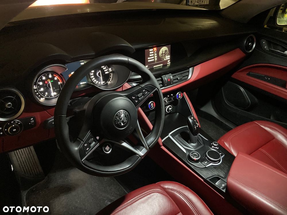 Alfa Romeo Stelvio 2.0 Turbo Executive Q4 - 1