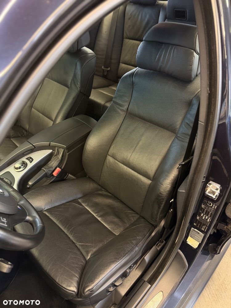BMW Seria 5 535d - 25