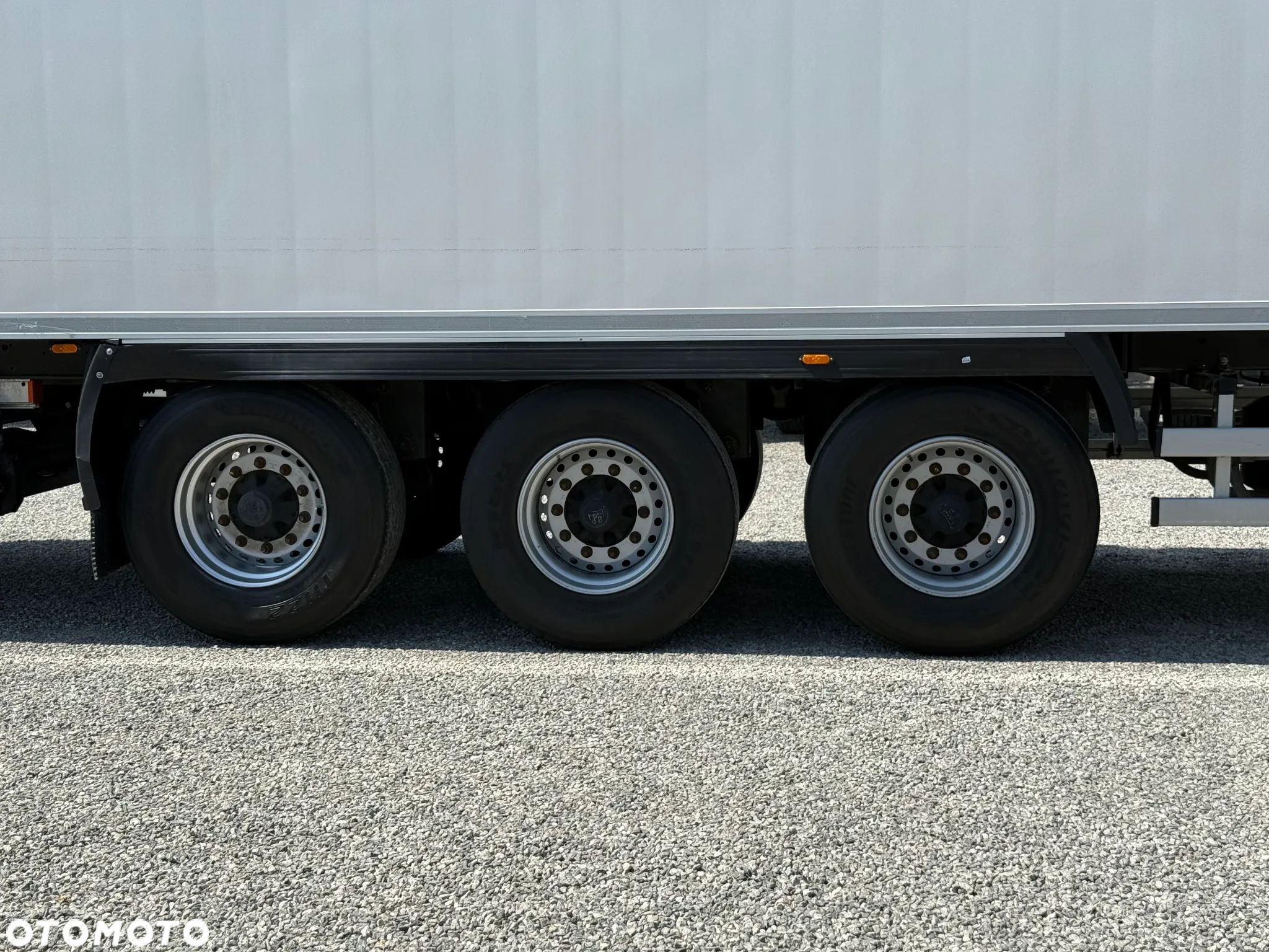 Lamberet THERMO KING SLXe SPECTRUM PODNOSZONA OŚ - 14