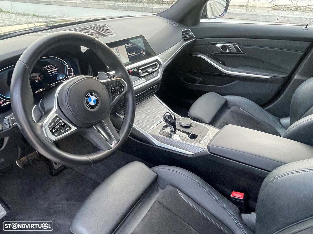 BMW 330 e Aut. M Sport - 23