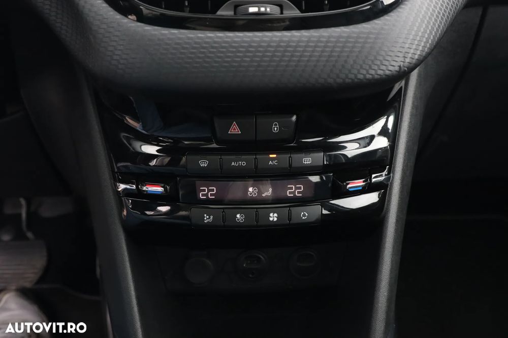 Peugeot 2008 e-HDi FAP 92 ETG6 STOP & START Allure - 18