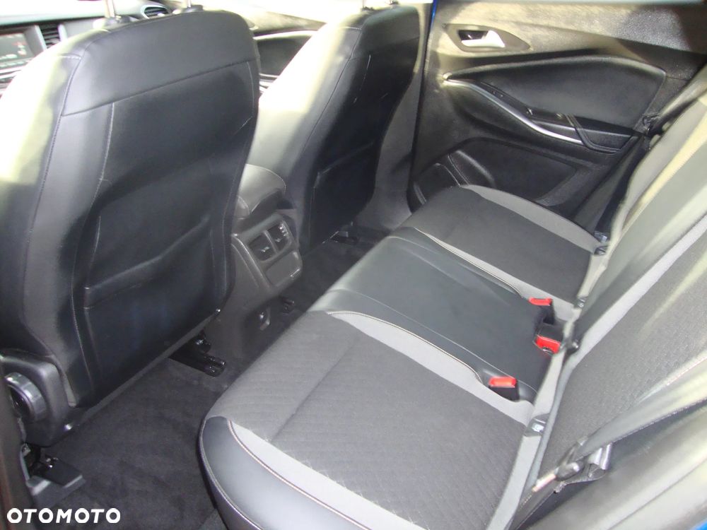 Opel Grandland X - 12