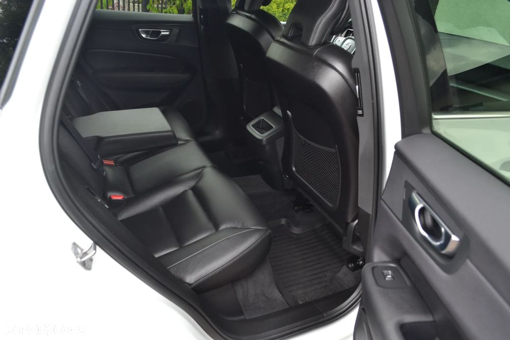 Volvo XC 60 - 17