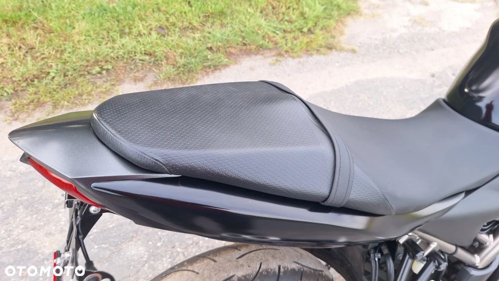 Suzuki SV - 27