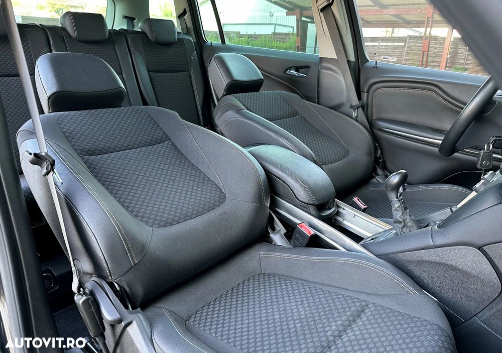 Opel Zafira - 14