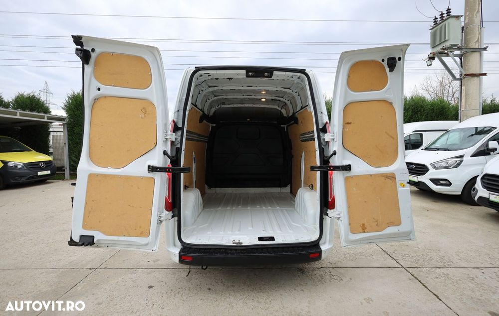 Ford Transit Custom L1H2 - 12