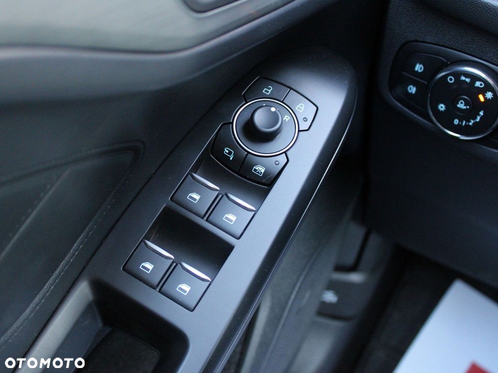 Ford Focus 1.5 EcoBlue Titanium X - 32
