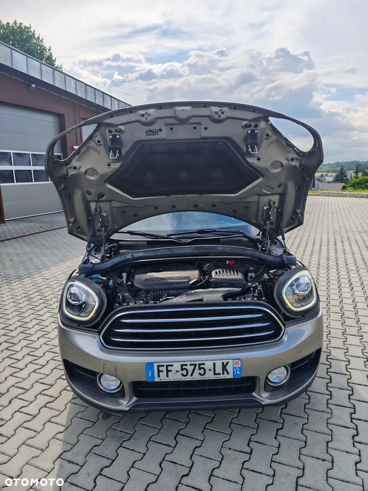 MINI Countryman Cooper Essential Trim - 20