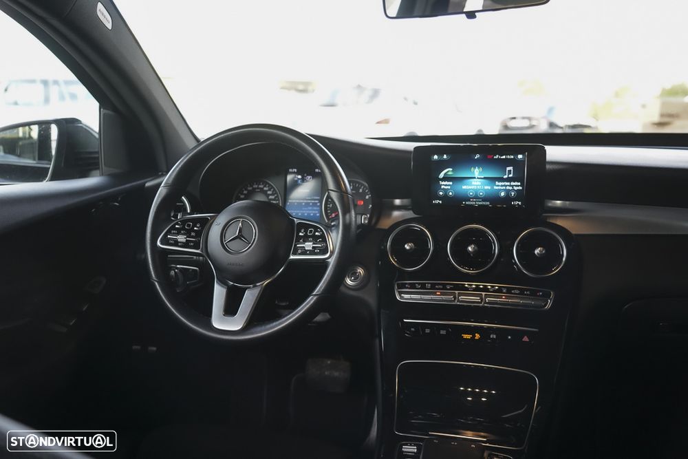 Mercedes-Benz GLC 300 e Coupe 4Matic 9G-TRONIC Avantgarde Advanced - 30