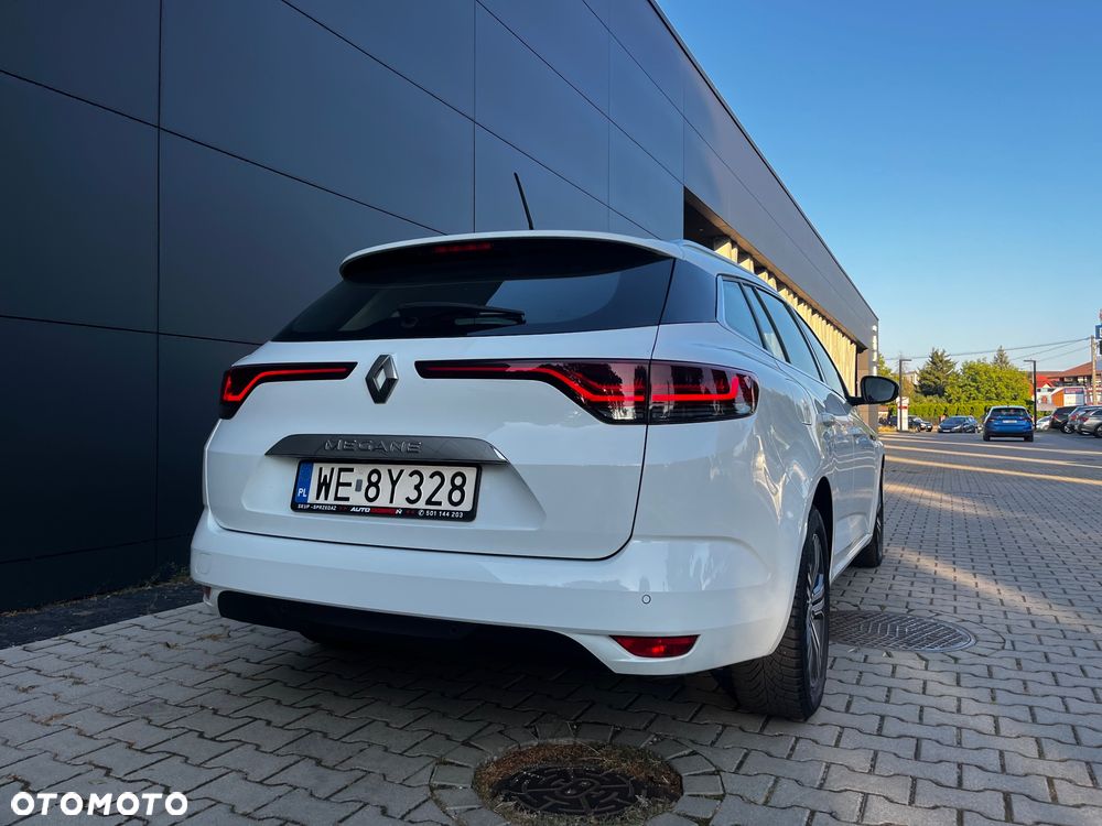 Renault Megane 1.5 Blue dCi Zen - 12