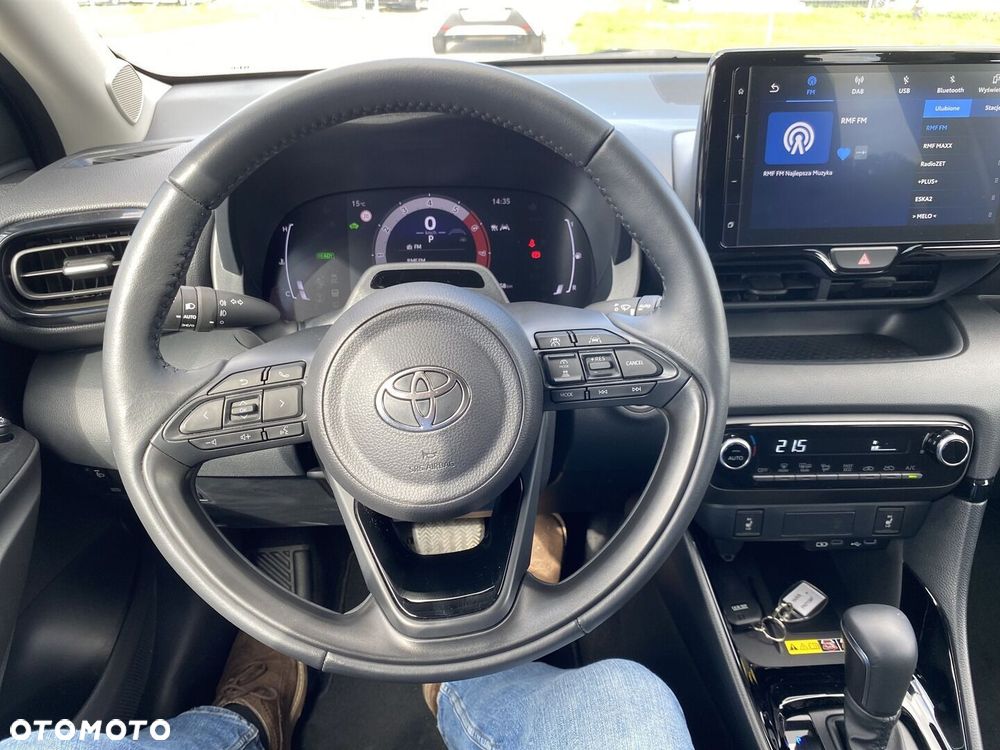 Toyota Yaris Hybrid 1.5 Style - 10