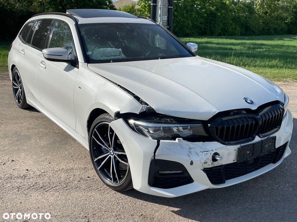 BMW Seria 3 320d M Sport - 4
