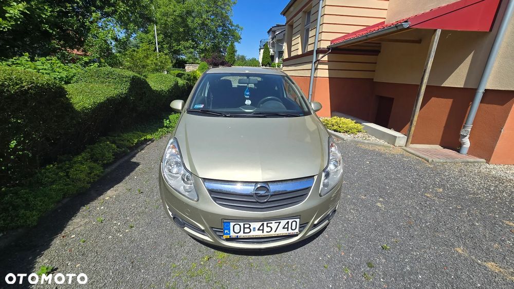 Opel Corsa 1.2 16V Cosmo - 1