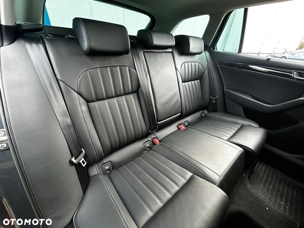 Skoda Superb 2.0 TDI SCR L&K DSG - 30