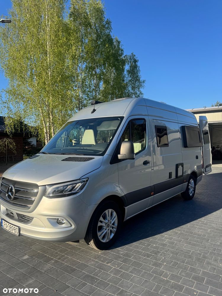 Mercedes-Benz Sprinter 319 Kamper - 2