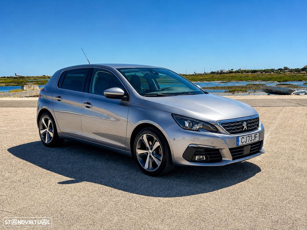 Peugeot 308 1.2 PureTech Allure Full LED - 1