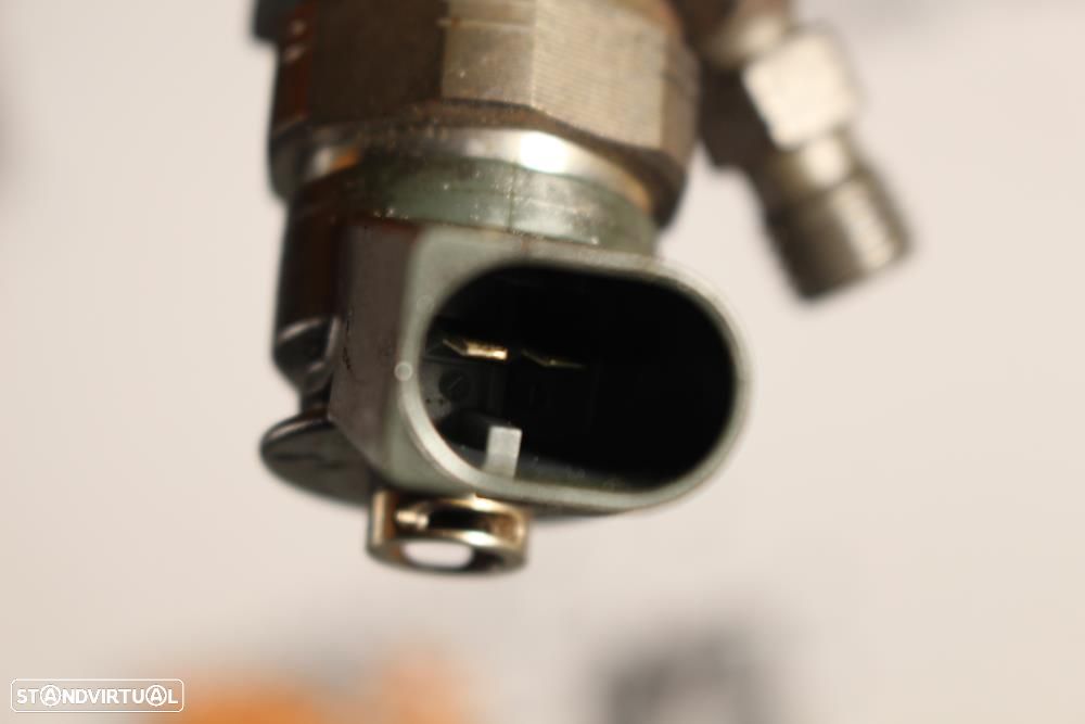 Injetores BMW N47 18d / 16d - 13537798446 / 7798446 / 0445110601 - 9