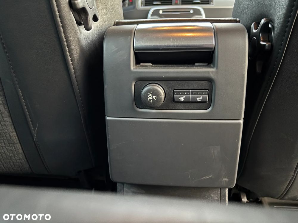 Volvo V70 2.5T Ocean Race - 13